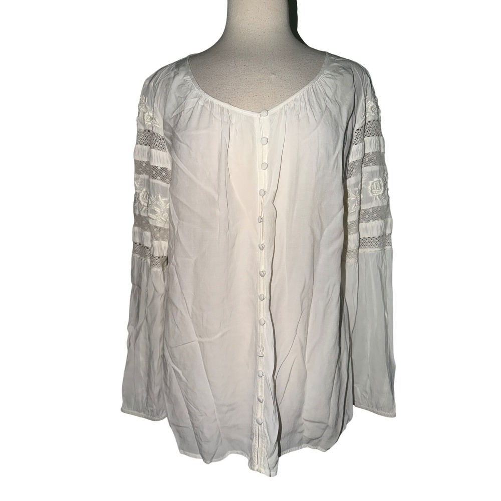 Chicos White Lace Embroidered Button Front Blouse Long Sleeve Boho Top Size 2 X8 - Picture 3 of 9